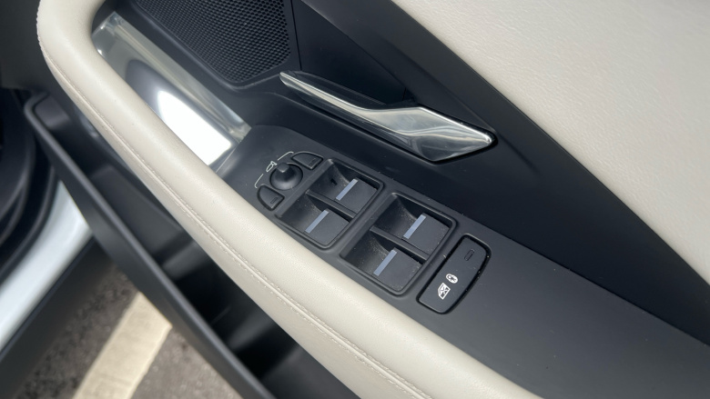 Jaguar E-Pace 2.0d [180] R-Dynamic HSE 5dr Auto Diesel Estate